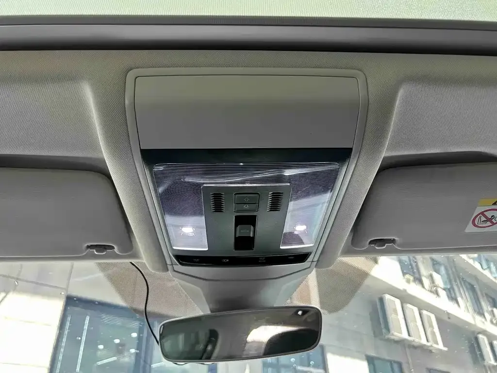 Volkswagen Passat — фото 10