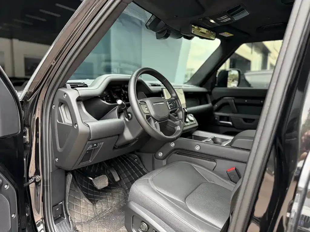 Land Rover Defender — фото 9