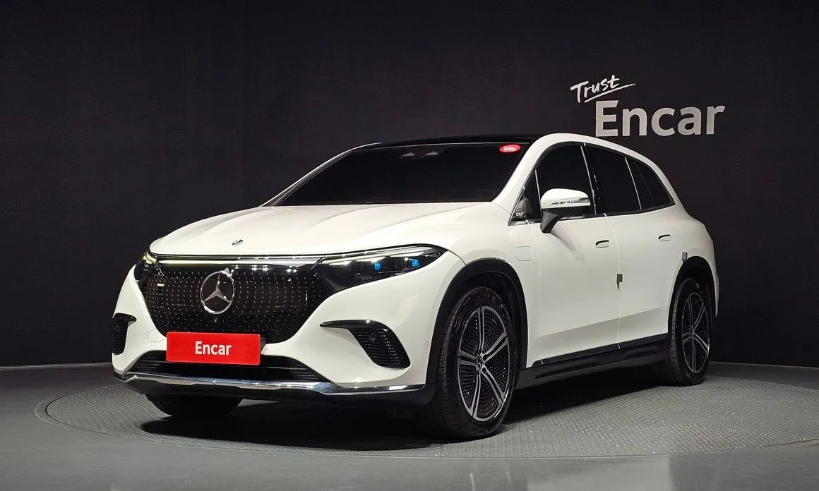 Mercedes-Benz EQS — фото 1