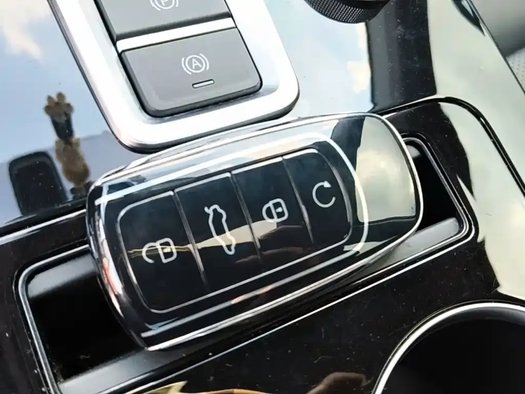 Chery Tiggo 8 PLUS — фото 8