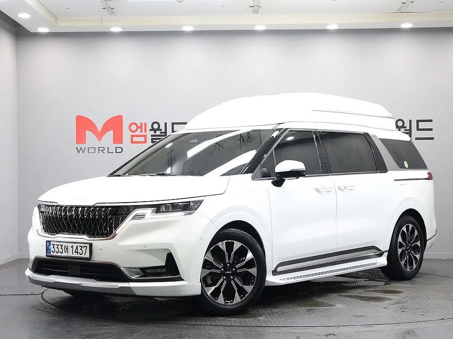 Kia Carnival — фото 1