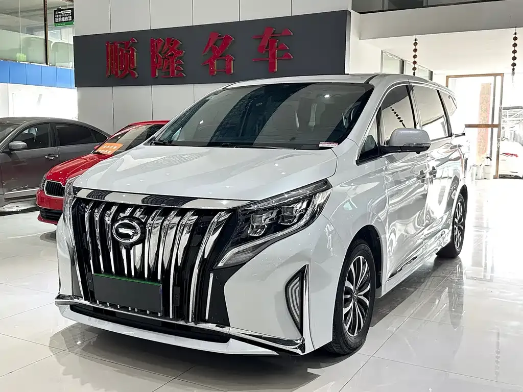 GAC Motor Trumpchi M8 — фото 1