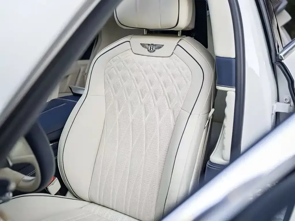 Bentley Flying Spur — фото 5