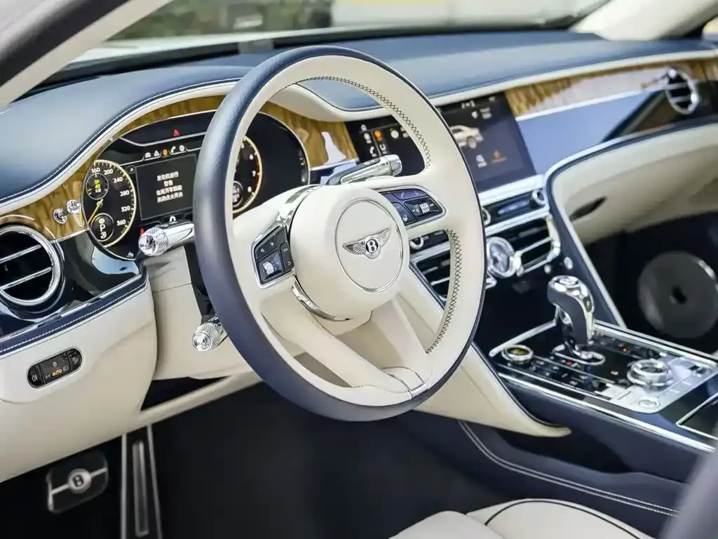 Bentley Flying Spur — фото 7
