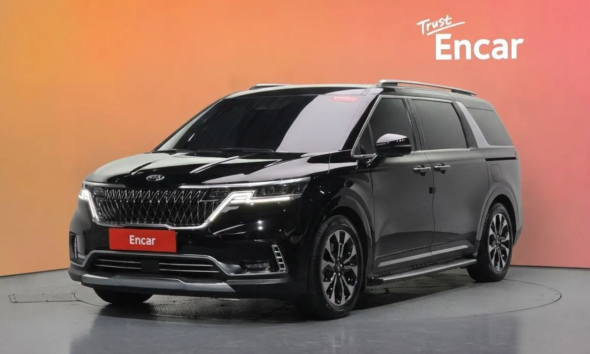 Kia Carnival — фото 1