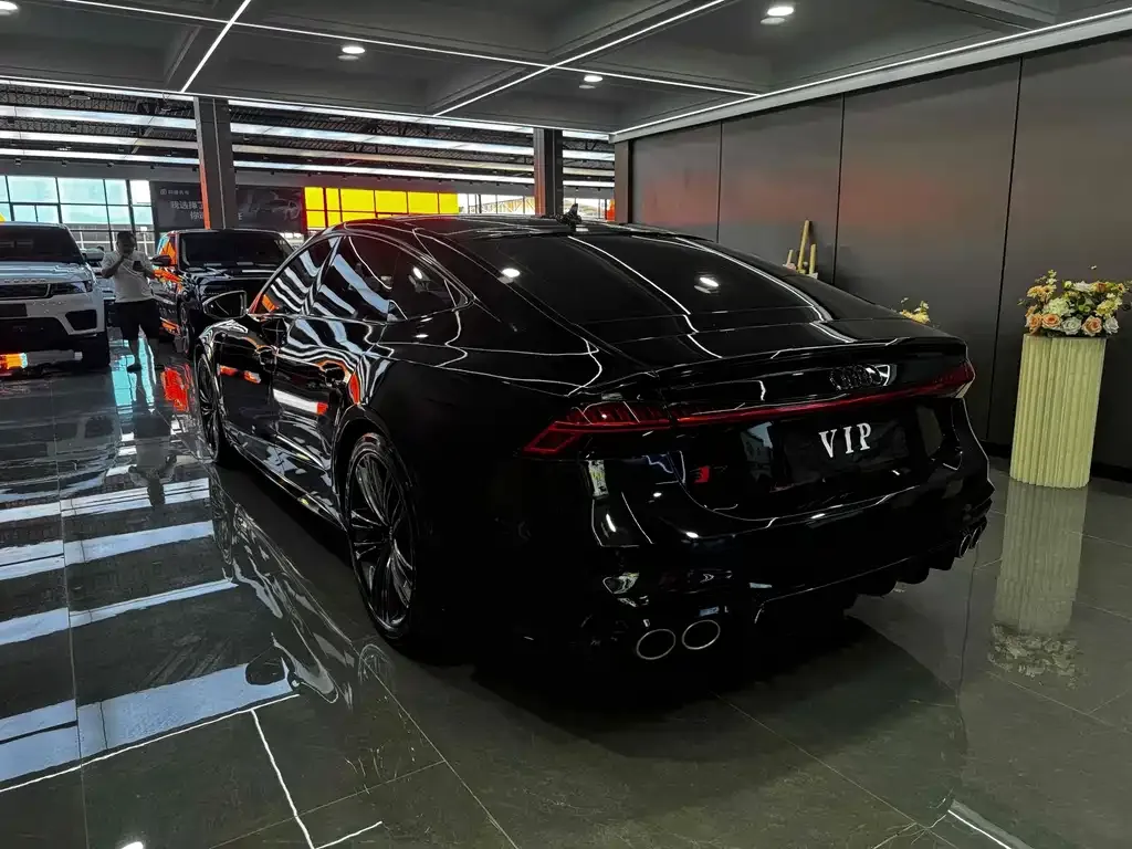 Audi A7 — фото 4