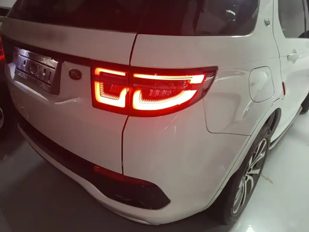 Land Rover Discovery Sport — фото 6