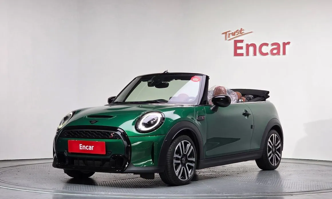 Mini Cooper Convertible — фото 1