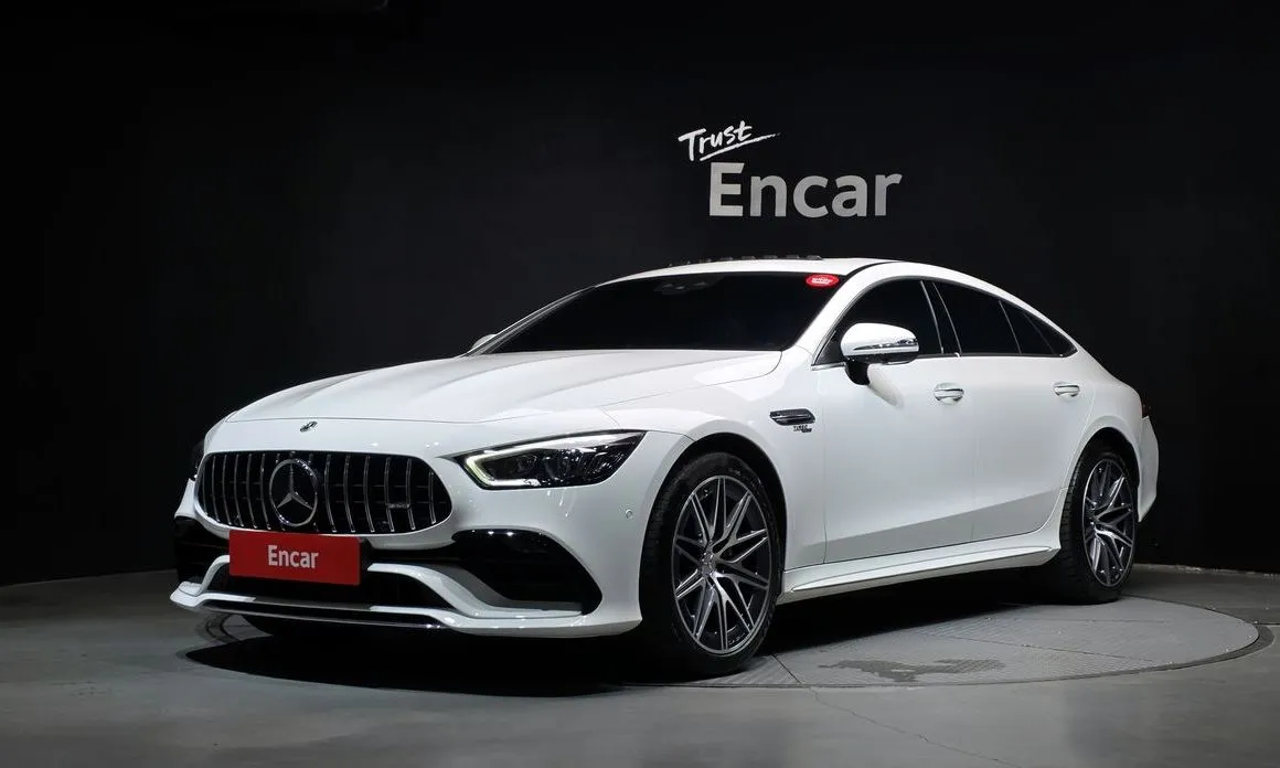 Mercedes-Benz AMG GT — фото 1