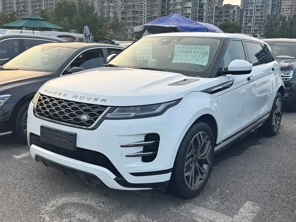 Land Rover Evoque — фото 1