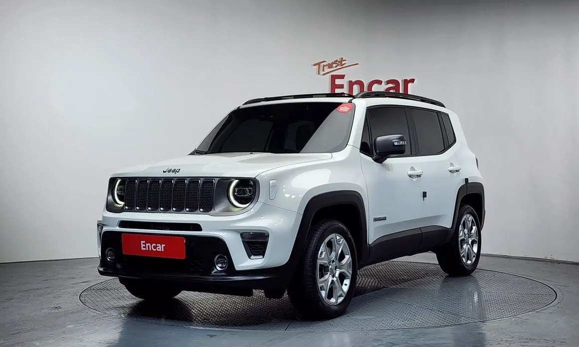 Jeep Renegade — фото 1