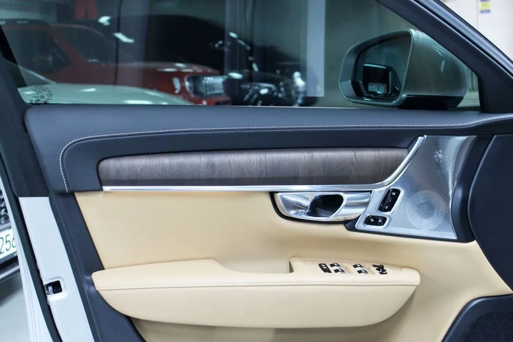 Volvo S90 — фото 4