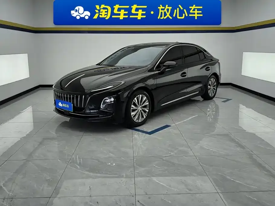 Hongqi E-QM5 — фото 1