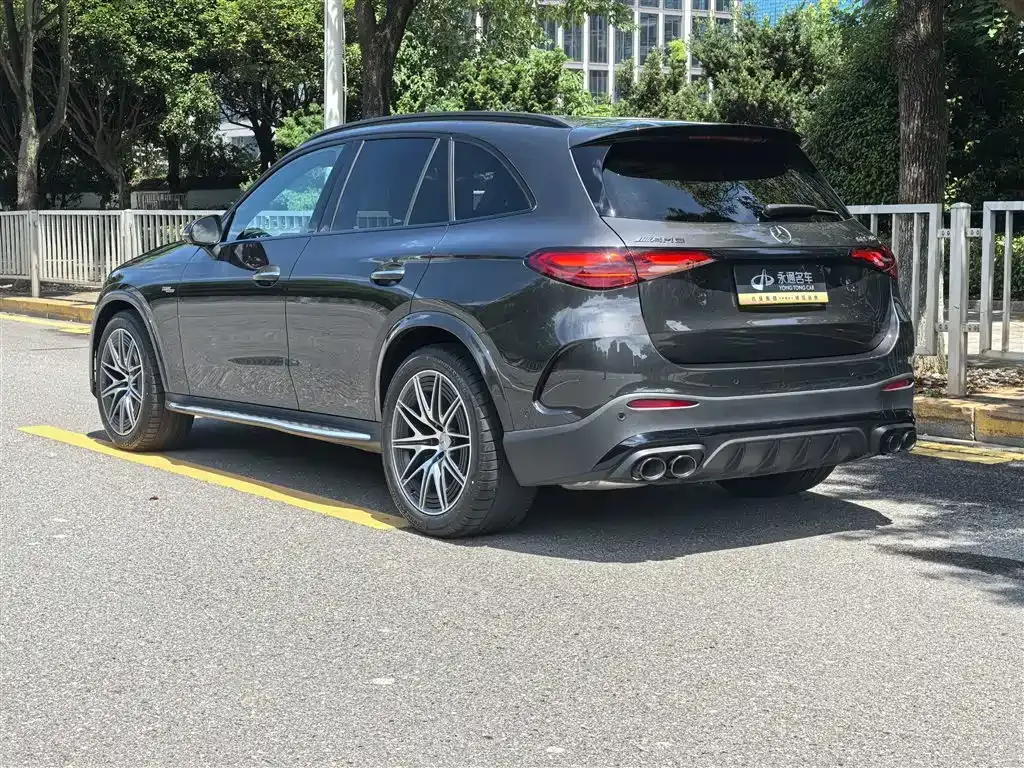 Mercedes-Benz GLC AMG — фото 9