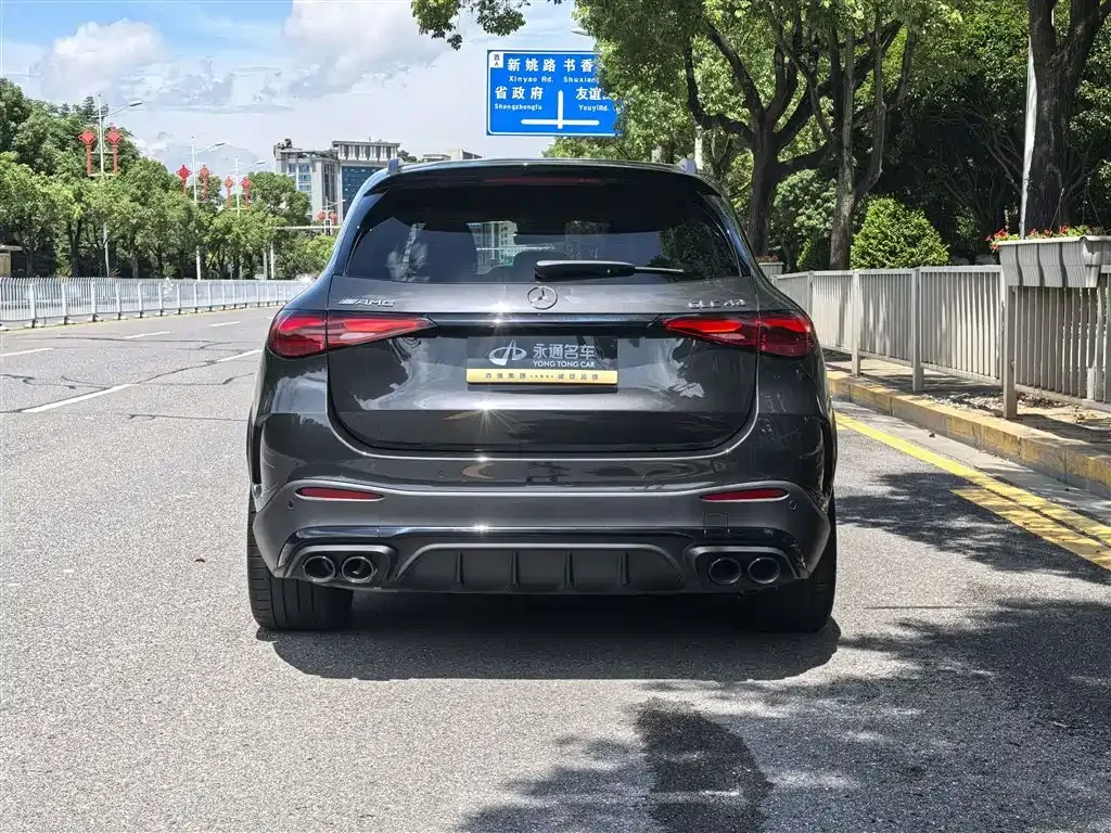 Mercedes-Benz GLC AMG — фото 7
