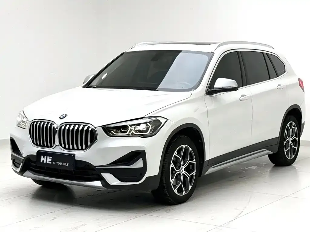 BMW X1 — фото 1