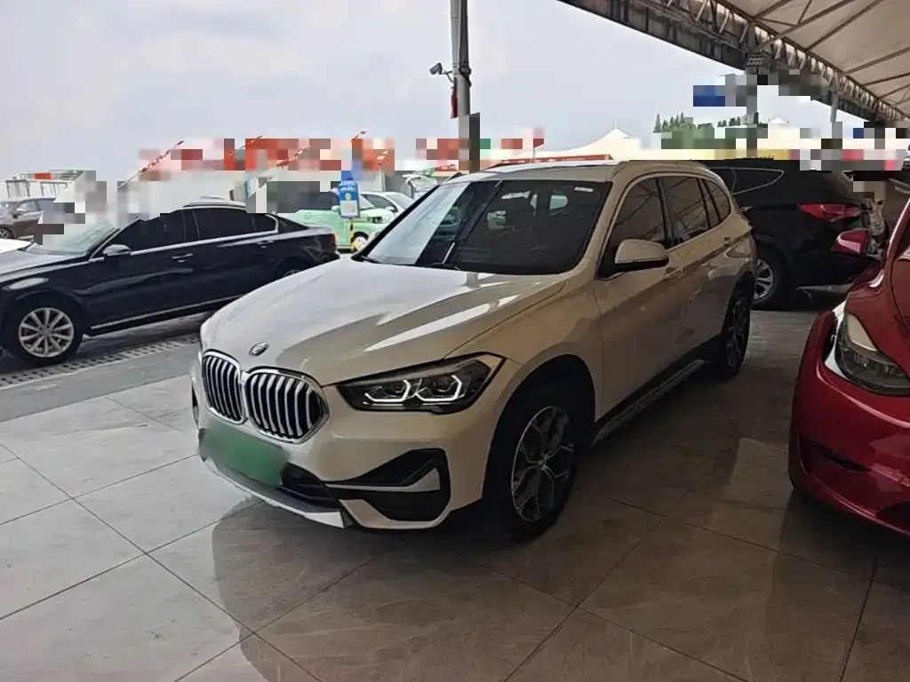 BMW X1 — фото 2