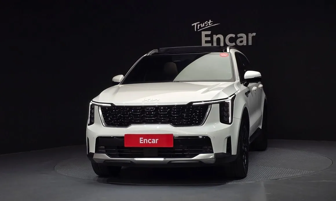 Kia Sorento — фото 5