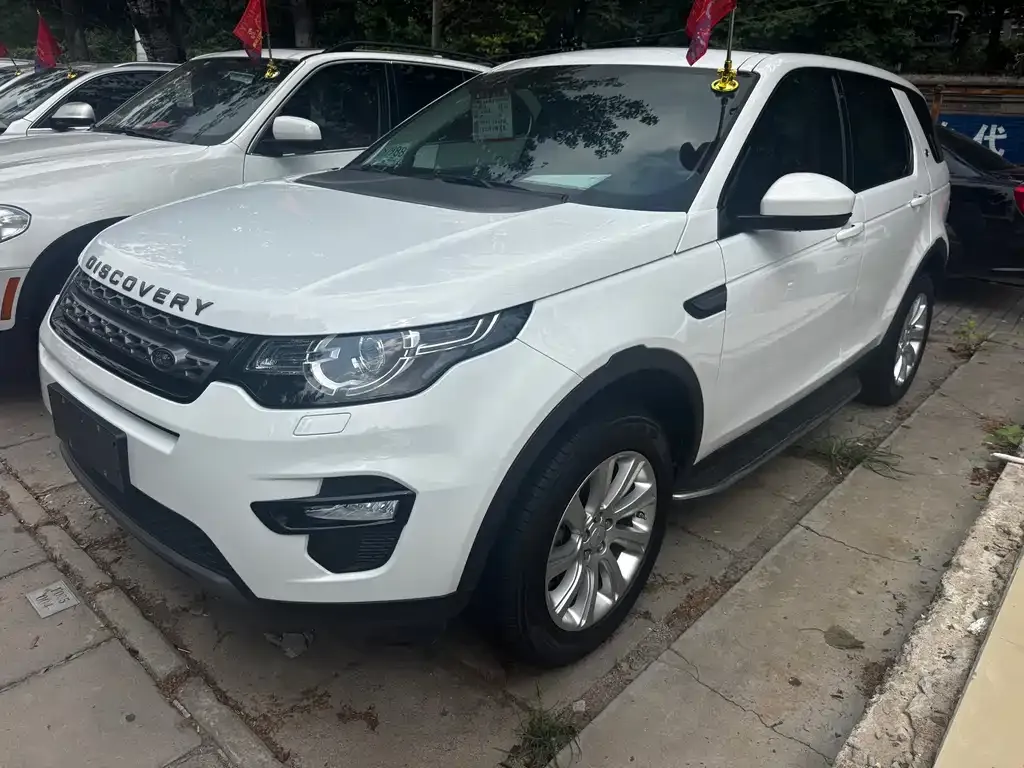 Land Rover Discovery Sport — фото 1