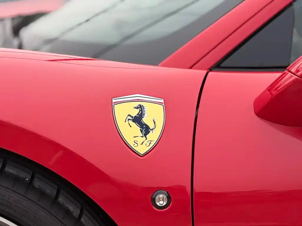 Ferrari F8 — фото 2