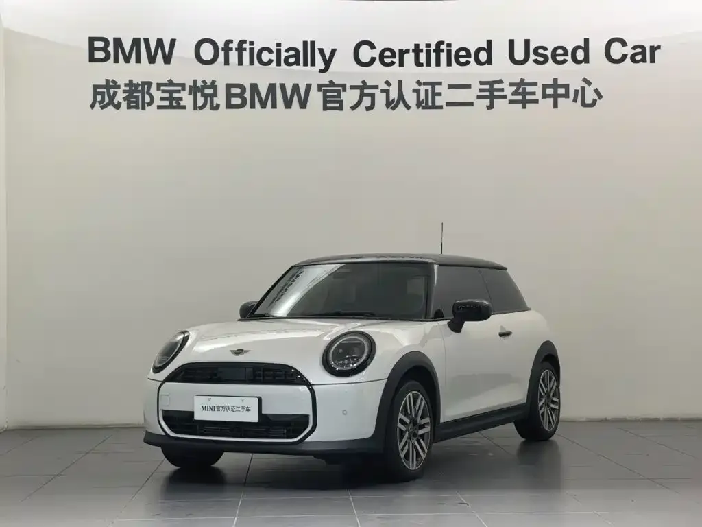 MINI Cooper (3-door) — фото 1
