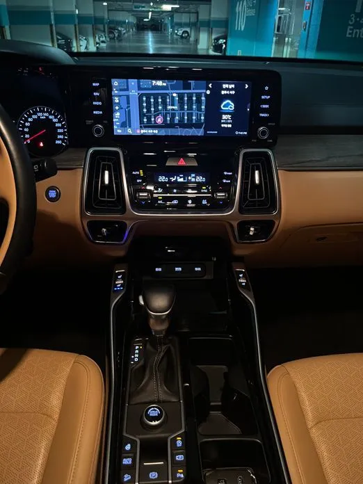 Kia Sorento — фото 4