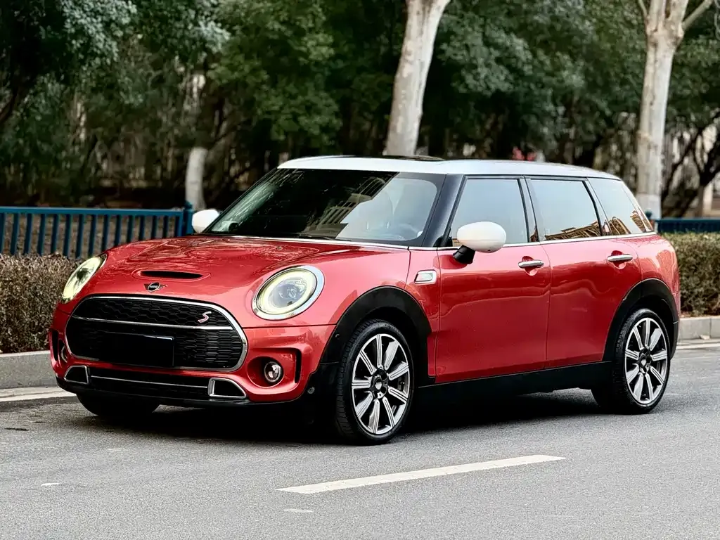 MINI Clubman — фото 2