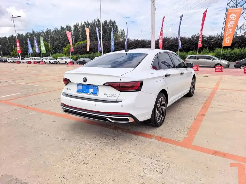 Volkswagen Sagitar — фото 6