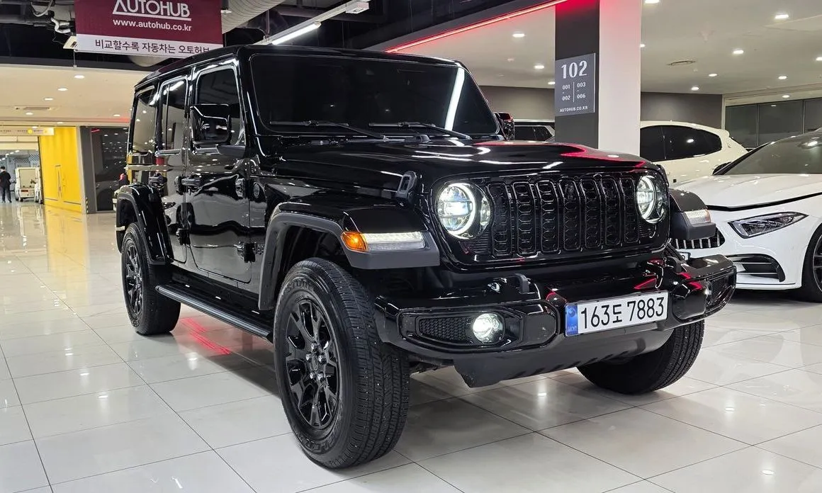 Jeep Wrangler — фото 6