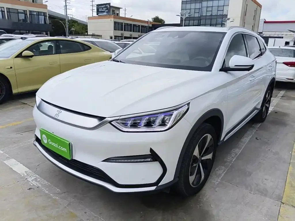 BYD PLUS New Energy — фото 1