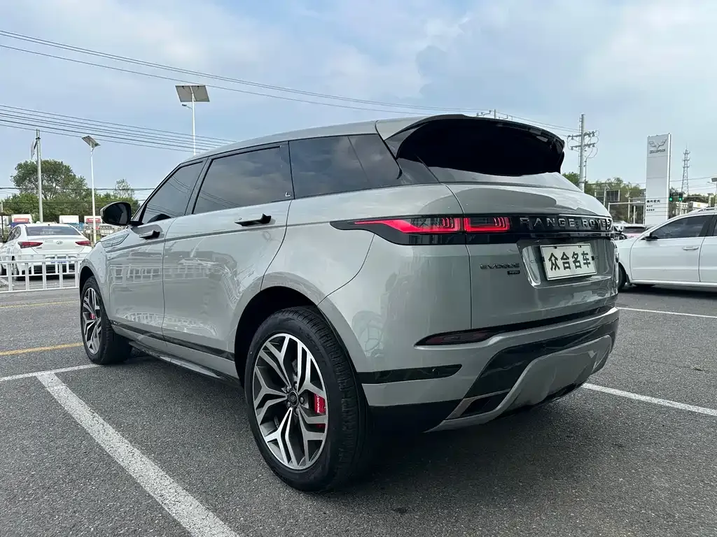 Land Rover Evoque — фото 9