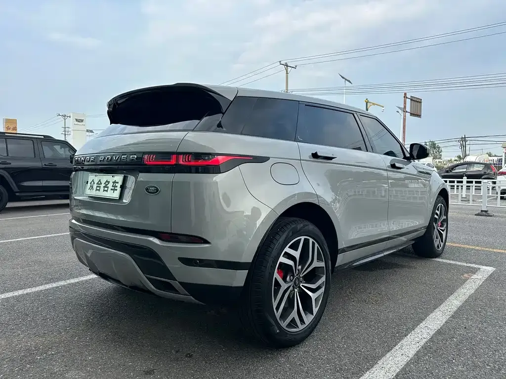 Land Rover Evoque — фото 6
