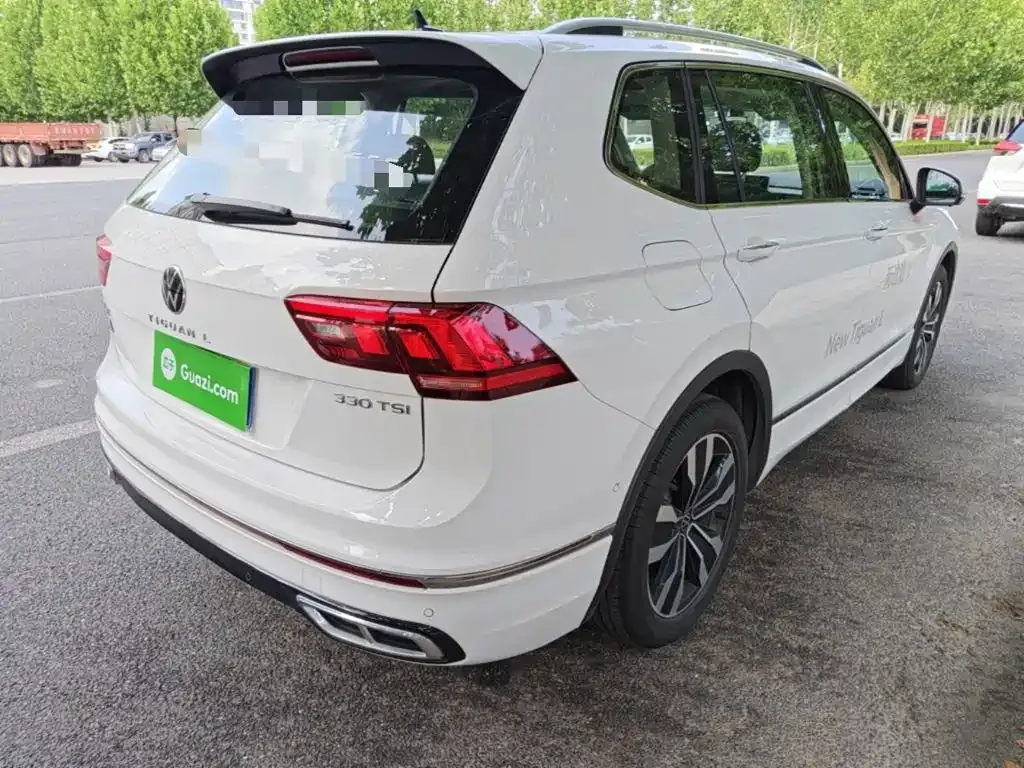 Volkswagen Tiguan L — фото 4