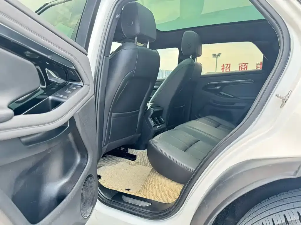 Land Rover Evoque — фото 2