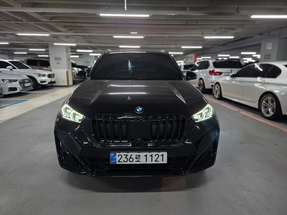 BMW X1 — фото 1