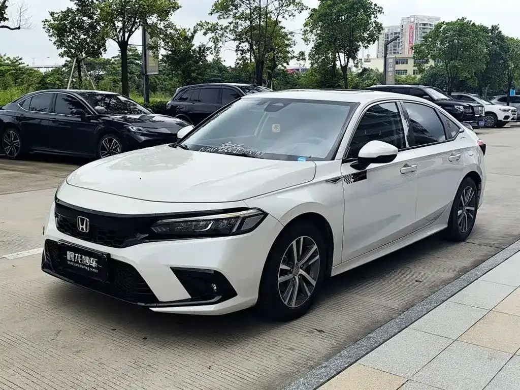 Honda Civic — фото 1