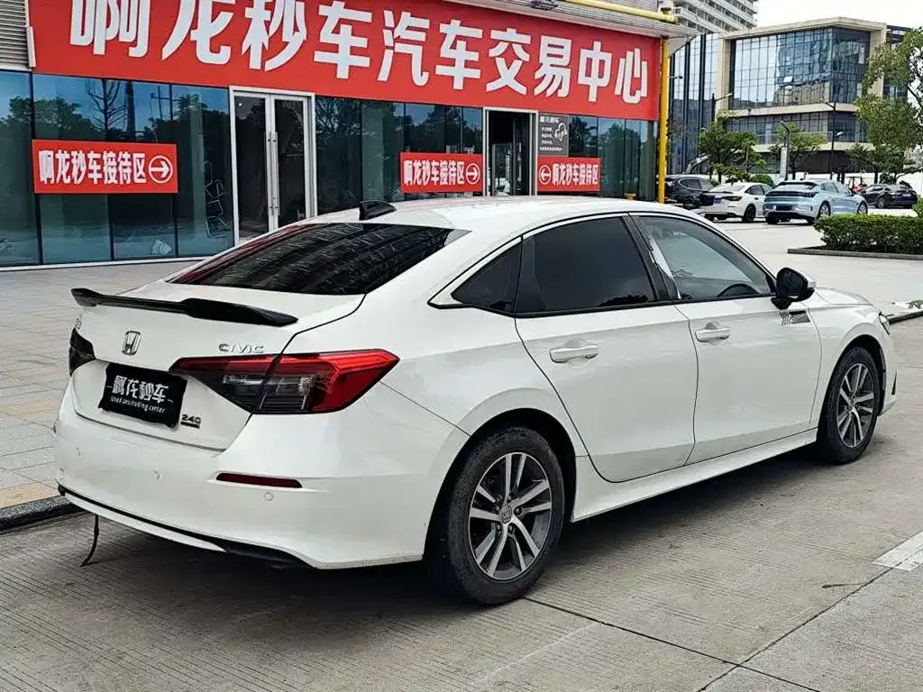 Honda Civic — фото 4
