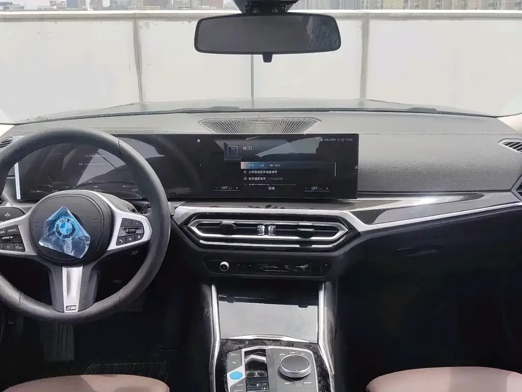 BMW i3 — фото 8
