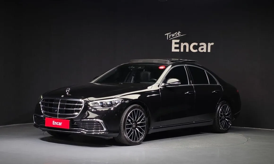 Mercedes-Benz S-Class — фото 1