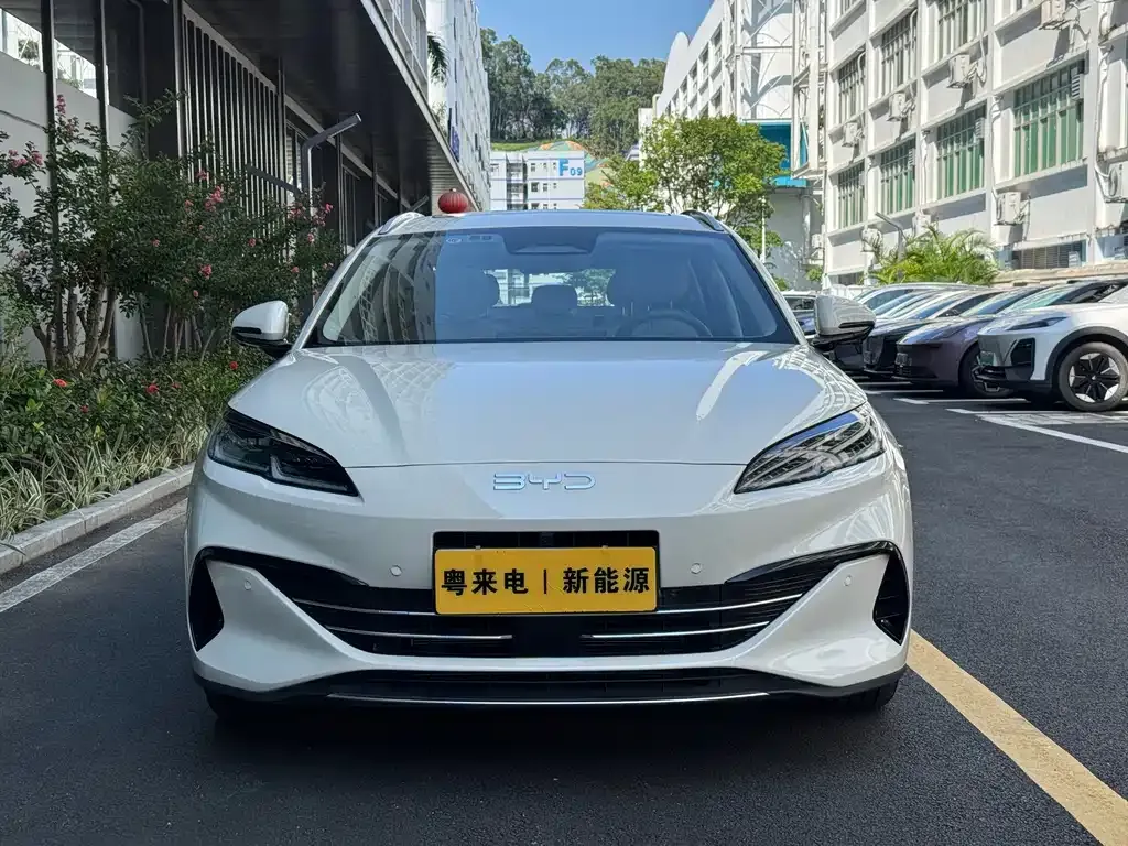 BYD Seal 06 DM-i Touring — фото 4