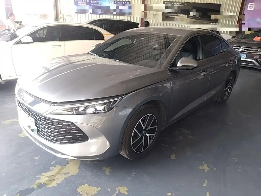 BYD Qin L — фото 1