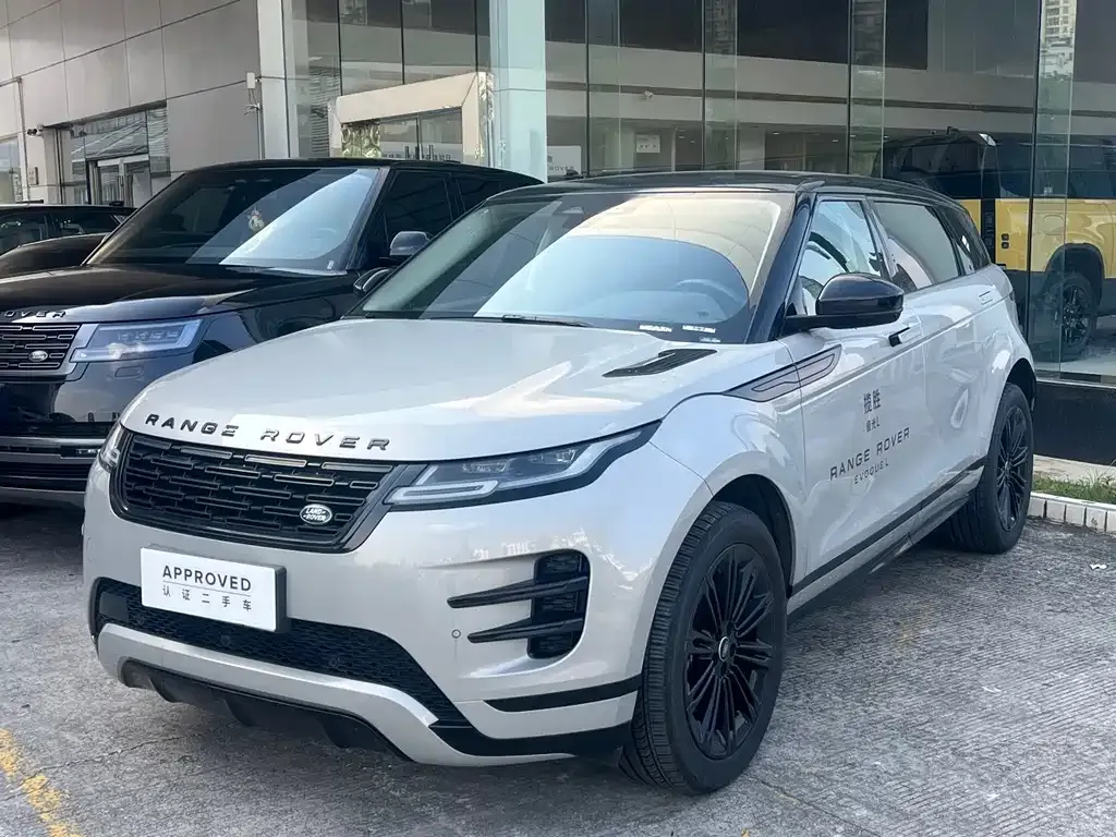 Land Rover Evoque — фото 1