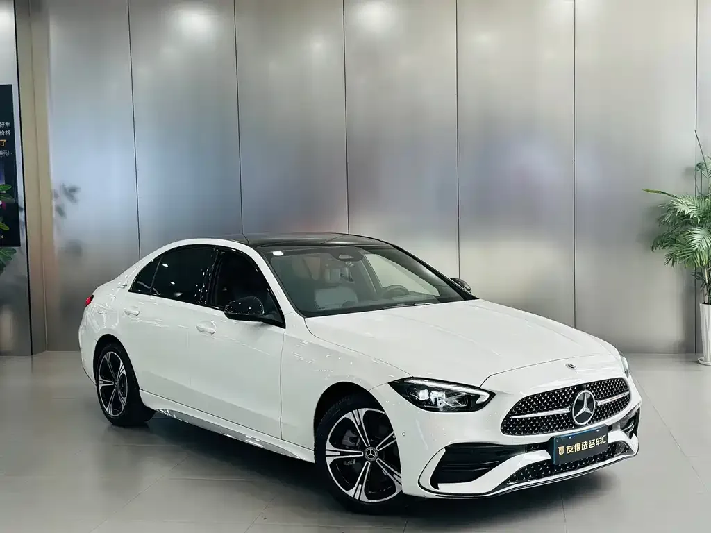 Mercedes-Benz C-Class — фото 10