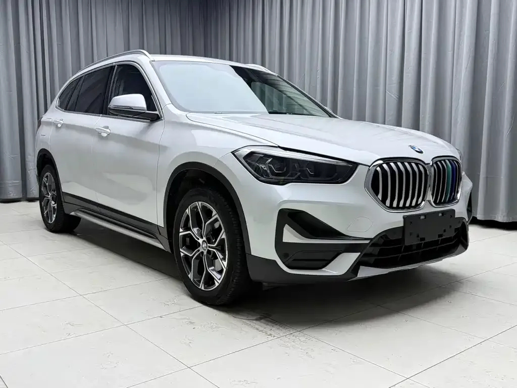 BMW X1 — фото 3