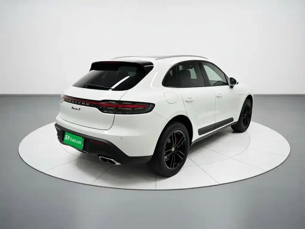 Porsche Macan — фото 5
