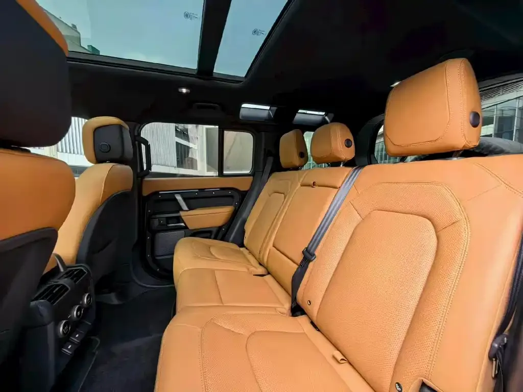 Land Rover Defender — фото 8