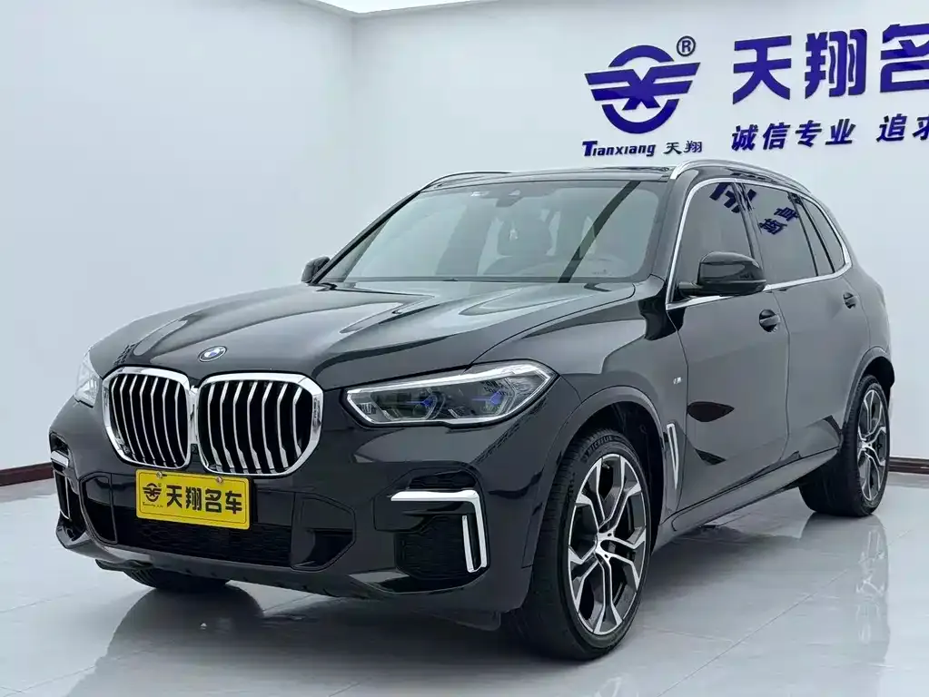 BMW X5 — фото 1