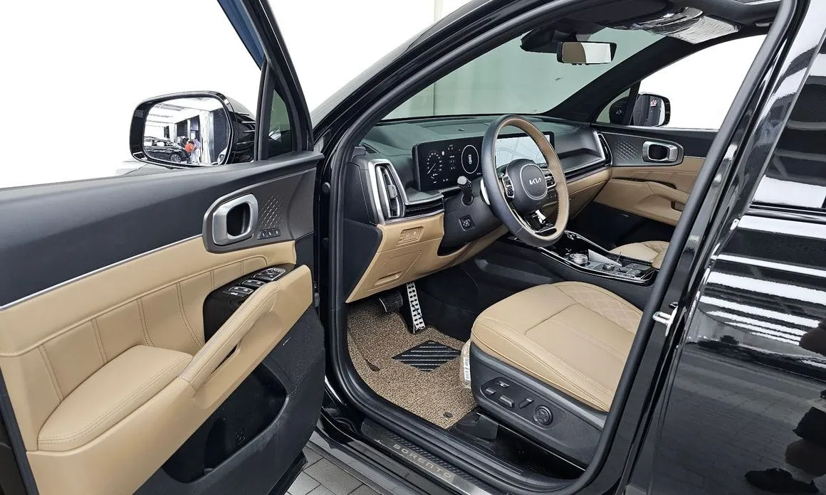 Kia Sorento — фото 9