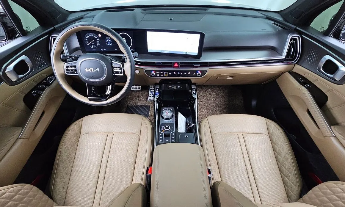 Kia Sorento — фото 7