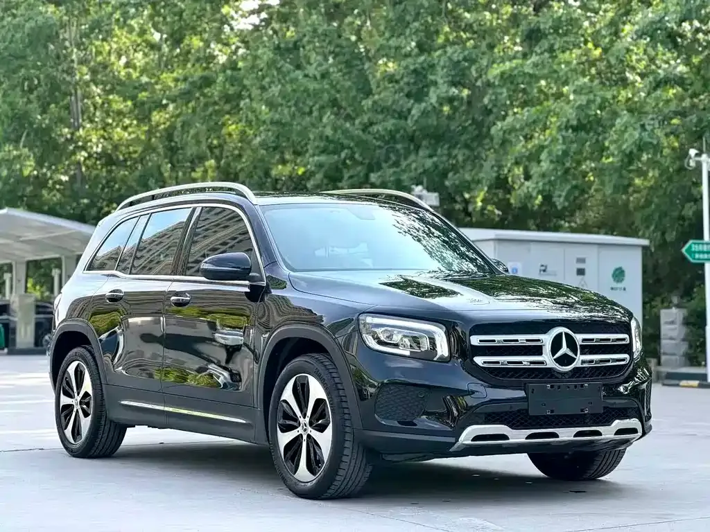Mercedes-Benz GLB — фото 8